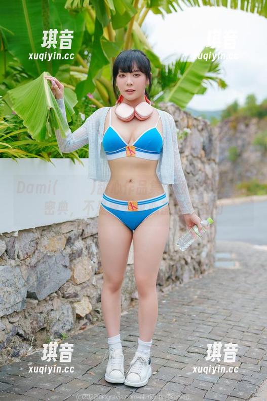 Dami(퀸다미)甜心作品集：翻看她的夏日密典，不是每个甜心都是安静的