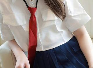 MFStar模范学院 – 这没错吧？薛琪琪的定制油亮图片，难道给人上了光影课？
