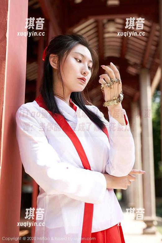 MiiTao蜜桃社 - 琉璃lily的居家写真资源：当你的家变成了幕后花絮厅！