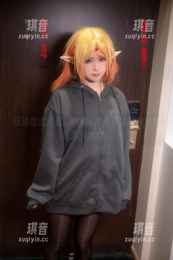 厨娘模式开启，Quan冉有点饿在线分享高清厨房趣。