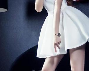 TouTiao头条女神 – 看娜依灵儿穿婚纱最新写真，脑海里突然闪现一堆“老公”选项。