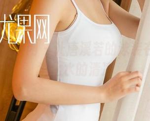 UGirls尤果网 – 让唐溪若的泳装在图库里消化水的清凉