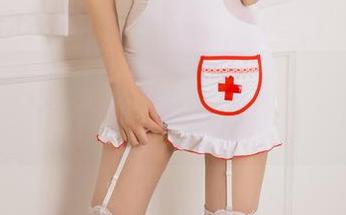 UGirls尤果网 – 田慕儿的高跟鞋资源，穿着走路时的小心思