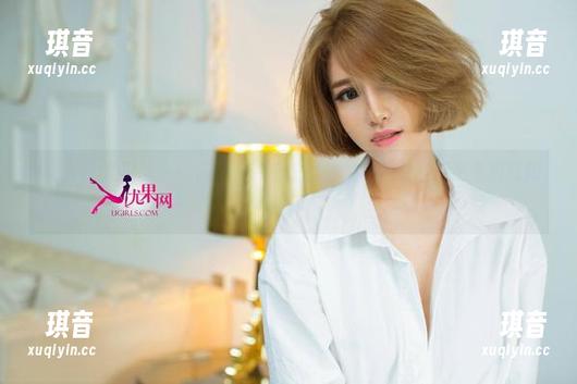 UGirls尤果网 - 如何用一件毛衣赢得赞赏？看赵伊彤私拍就知道了