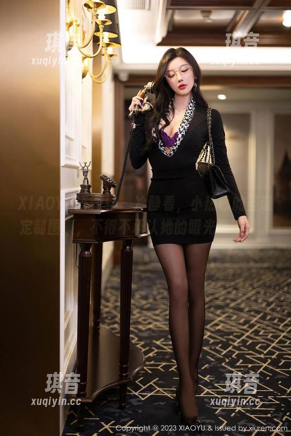 XIAOYU语画界-小热巴 XIAOYU语画界 - 冷静看,小热巴的圣诞定制图集,不得不承认她的眼光真不错。