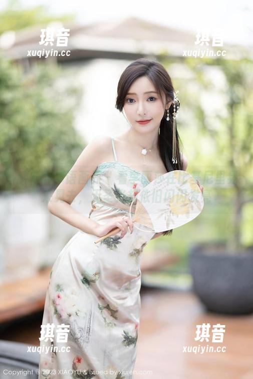 XIAOYU语画界 - 看李丽莎在比基尼里晃来晃去，无圣光却依旧闪闪发亮