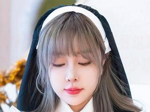 XINGYAN星颜社 – Vily豆豆这次把女友拍得不错啊，可能是干了不少功课？