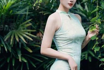 Xiuren秀人网 – Emily顾奈奈酱的美足在线：脚丫子在呼唤，我“.jpg”想要！