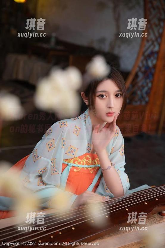 Xiuren秀人网 - 警告：K8傲娇萌萌Vivian的秘书图集开启免费模式，后果自负！