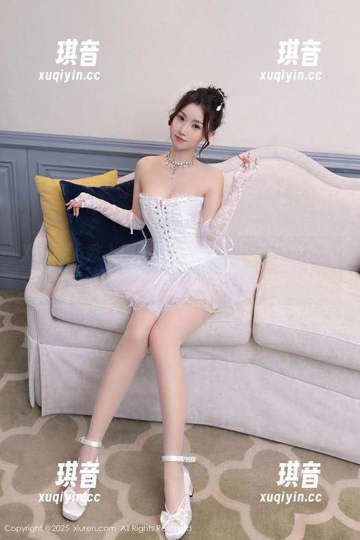 Xiuren秀人网 - 超高清美图：z杯悠悠的内衣，我的内心小剧场开始了