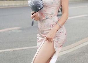 Xiuren秀人网 – 奈奈Fox的“高效私人时间”:办公室里的美图日常