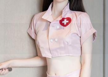 Xiuren秀人网 – 夏日脑洞大开，小薯条nienie泳衣图包来了懂得都懂