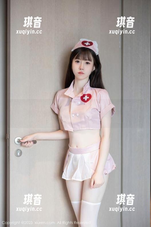 Xiuren秀人网 - 夏日脑洞大开，小薯条nienie泳衣图包来了懂得都懂