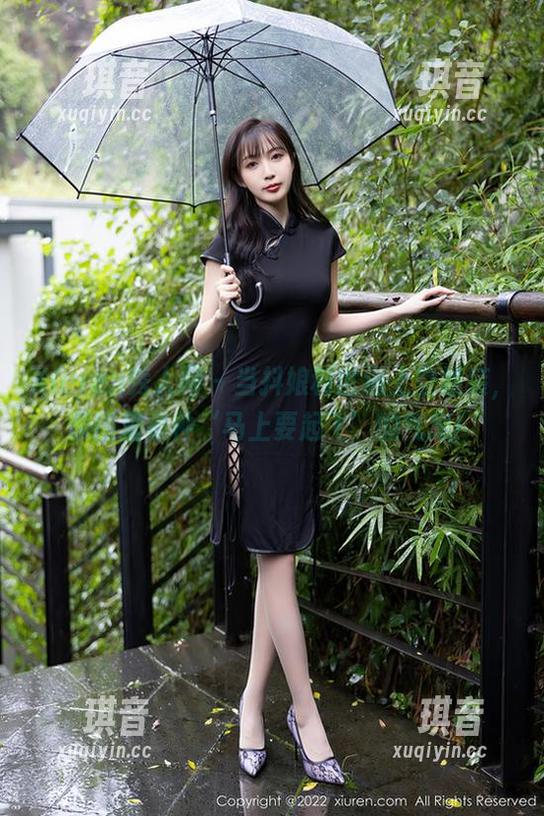 Xiuren秀人网 - 当抖娘利世遇上空姐装，原图里有种‘马上要起飞’的气息！