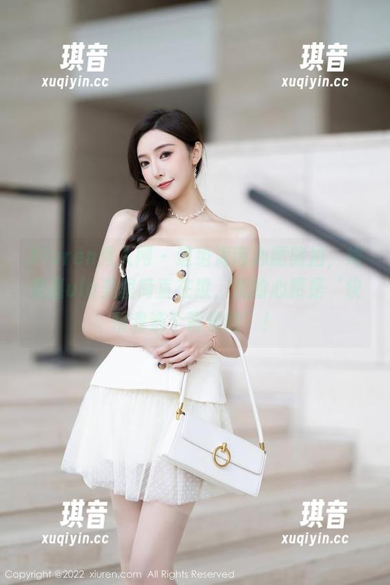 Xiuren秀人网 - 这组海南心愿旅拍，绮里嘉ula美图简直在撩，我的心愿是‘快帮我选个背景吧’！