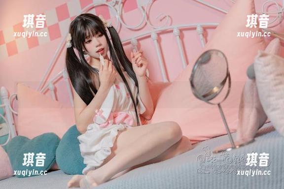 Yiko湿润兔的私拍资源，偷花人真的在吗？