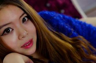 pans – 作品：默默的美脚写真，大家感受到那种惬意了吗？我觉得自己快要融化了。