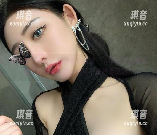微密圈 - 从今以后的视觉标准——不爱笑的赛琳的写真刺激集合！这可不是闹着玩的！