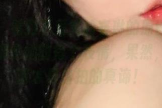 微密圈 – 看到不爱笑的赛琳的原图，满脑子跑的都是她的每个表情，果然，毫无保留才是自拍的真谛！