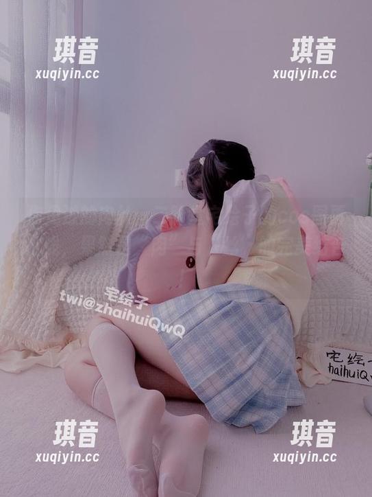 你见过的肉丝，二阶堂宅绘子的cos图再上线，果然是“肉”与“丝”的完美结合！