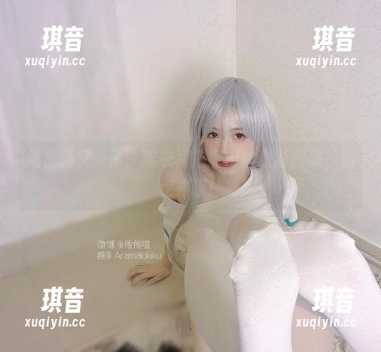 倦倦喵又来了，连衣裙搭配出的最新图集，别走神哦！
