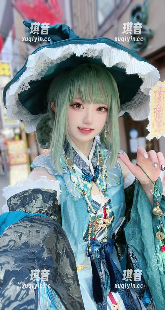 千阳快起床 千阳快起床的套装美图-穿得真像要去聚会上蹦迪的我!