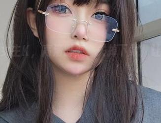旅拍中的女主K，高清时刻，关掉下载，让心灵休息！