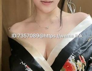 微密圈 – 别问，奶雯的油亮写真首先得先擦掉浮粉