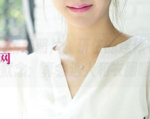 尤果网 – 精选照片，研依的连体衣让我心中默念：真会选人和衣服啊！