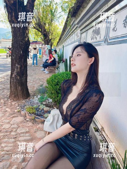 微密圈 - 不止第二部分，就是阿朱啊的高清写真系列真是一波接一波！