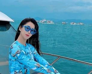 微密圈 – 观空姐之美，张老师送上免费照片一份！