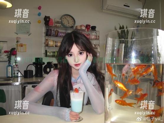 怡子yiii和她的JK高清图册，想象中的肆意，一秒到达。
