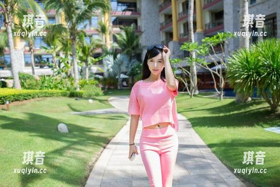 推女郎 - 少女的王李丹尼：合集里的每一幅，都像是提醒我不再年轻。