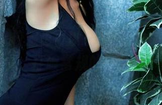 推女郎 – 校服也可以很酷，谭冰最新照片打破常规的时刻