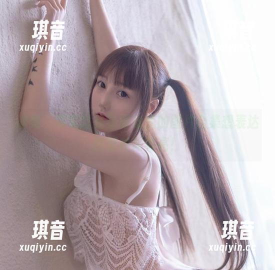 油亮，其实就是星野咪兔的图片合集想表达的那种闪亮亮！