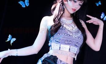 星黛鹿鹿i新鲜出炉的美图，身体链你见过吗？