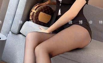 微密圈 – 林子喵Lynne在无圣光下的礼服照，恍若人间四月天，脑洞大开。