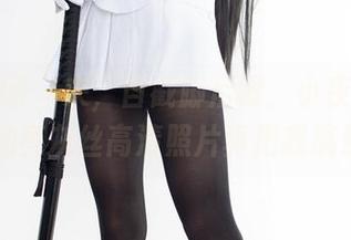 森萝财团 – 来，自戳脚后跟，小夜和她的18D油亮灰丝高清照片真把我搞晕了。