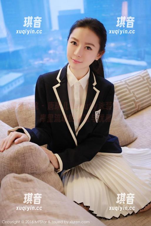 模范学院 - 唐琪儿Beauty泳装写真，图库里流动的清凉与优雅