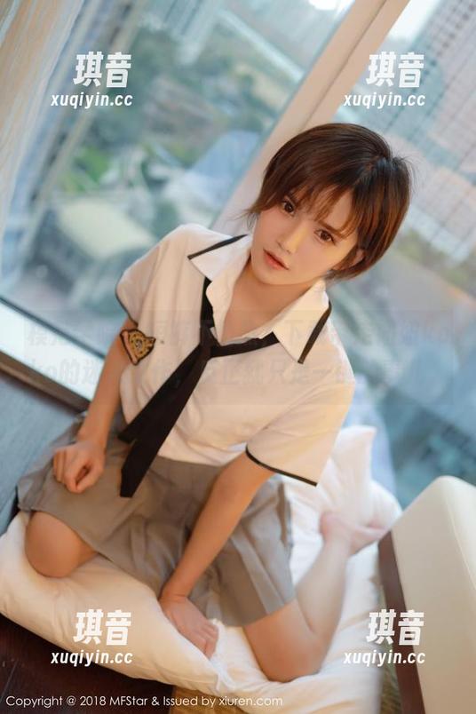 模范学院 - 短裤不怕热，下载带走妞妞koko的迷人之作，反正就只是一键的事儿。