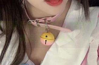 写真原图背后的洛可ss，日常如歌，偶尔捕捉到那份轻松。