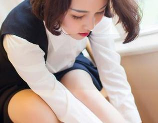 爱蜜社 – 看完张思允的纯白，你会默默下载这张图片，心里偷偷乐！