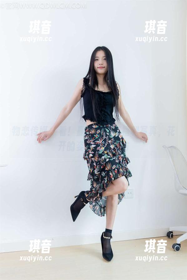 物恋传媒 - 看！嘉木姐妹花福利写真，花开的姿态惊艳四方