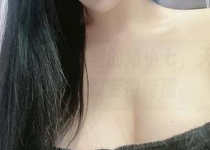微密圈 – 精选写真里的猪小七，天台上的她让空气都变得特别。