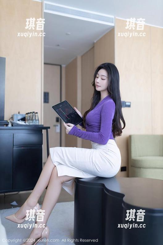 秀人网 - “summer宝宝女仆”图集：你能想象下一位超能力是假装擦桌的女仆吗？