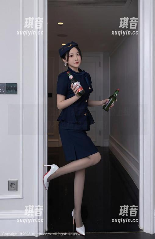 秀人网 - 俞漫的‘死库水’资源上线，免费不说还超有梗哦！