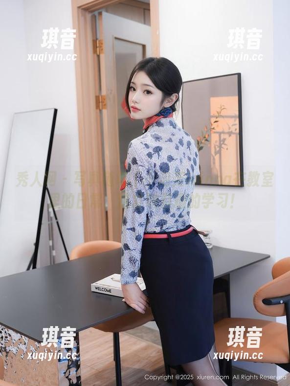 秀人网 - 写真随笔丨小泡芙winna在教室里的日常，这才叫有趣的学习！