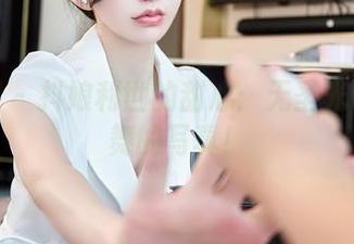 秀人网 – 抖娘利世的甜心：无圣光也能尬舞的写真！