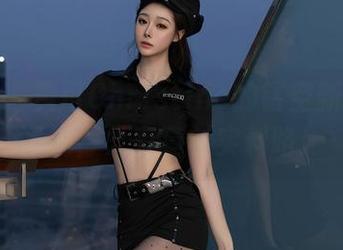 秀人网 – 黄可Christine的镂空新作：无圣光，只有真材实料咯！