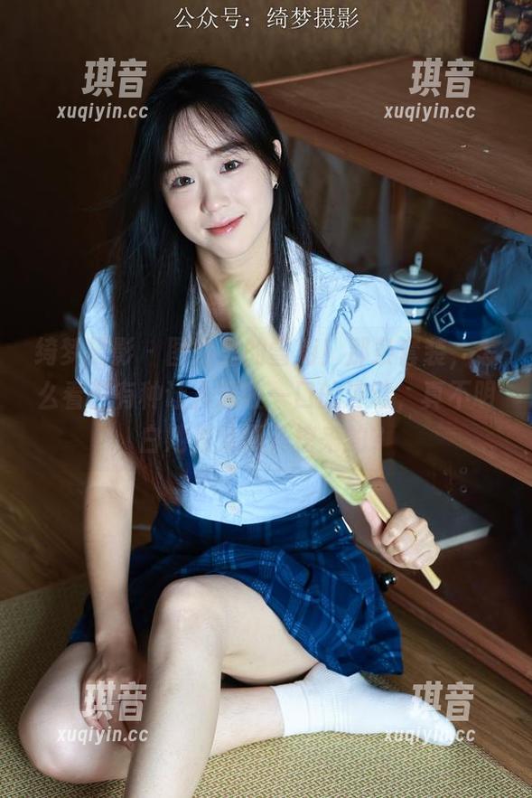 绮梦摄影 - 图片里的雪莉！那条套装，怎么看都有种让人想咬一口的冲动，真不明白她是从哪儿挖来的？